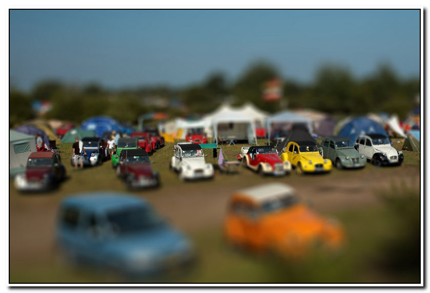 Copyright  © Hannes Hromadka 2012