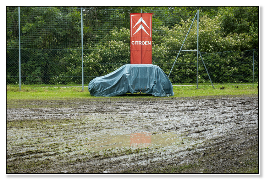 Copyright  © Hannes Hromadka 2013